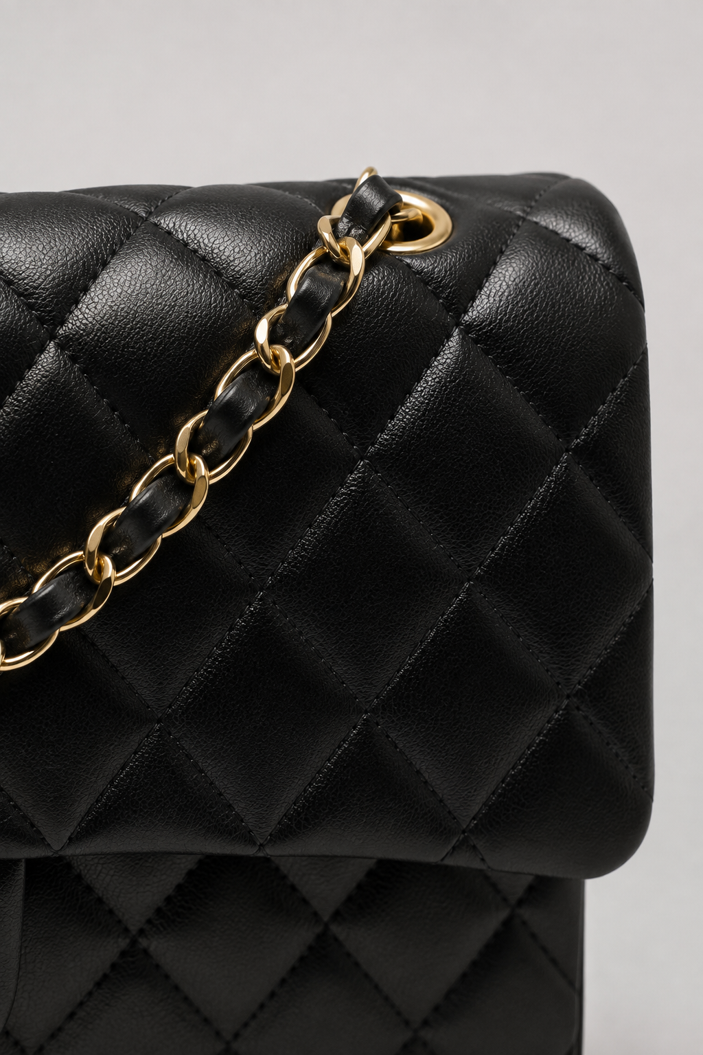 Classic 11.12 Handbag