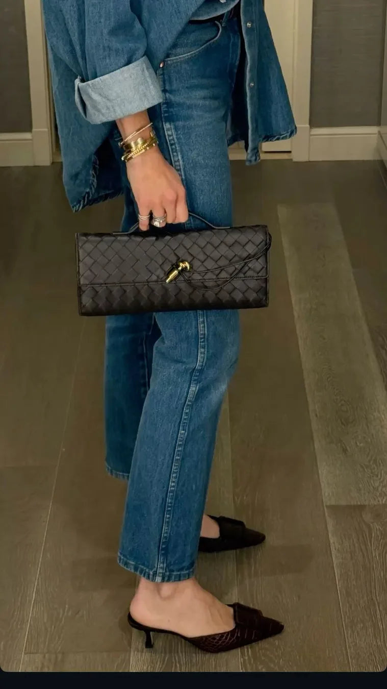 Andiamo Clutch styling reference photo