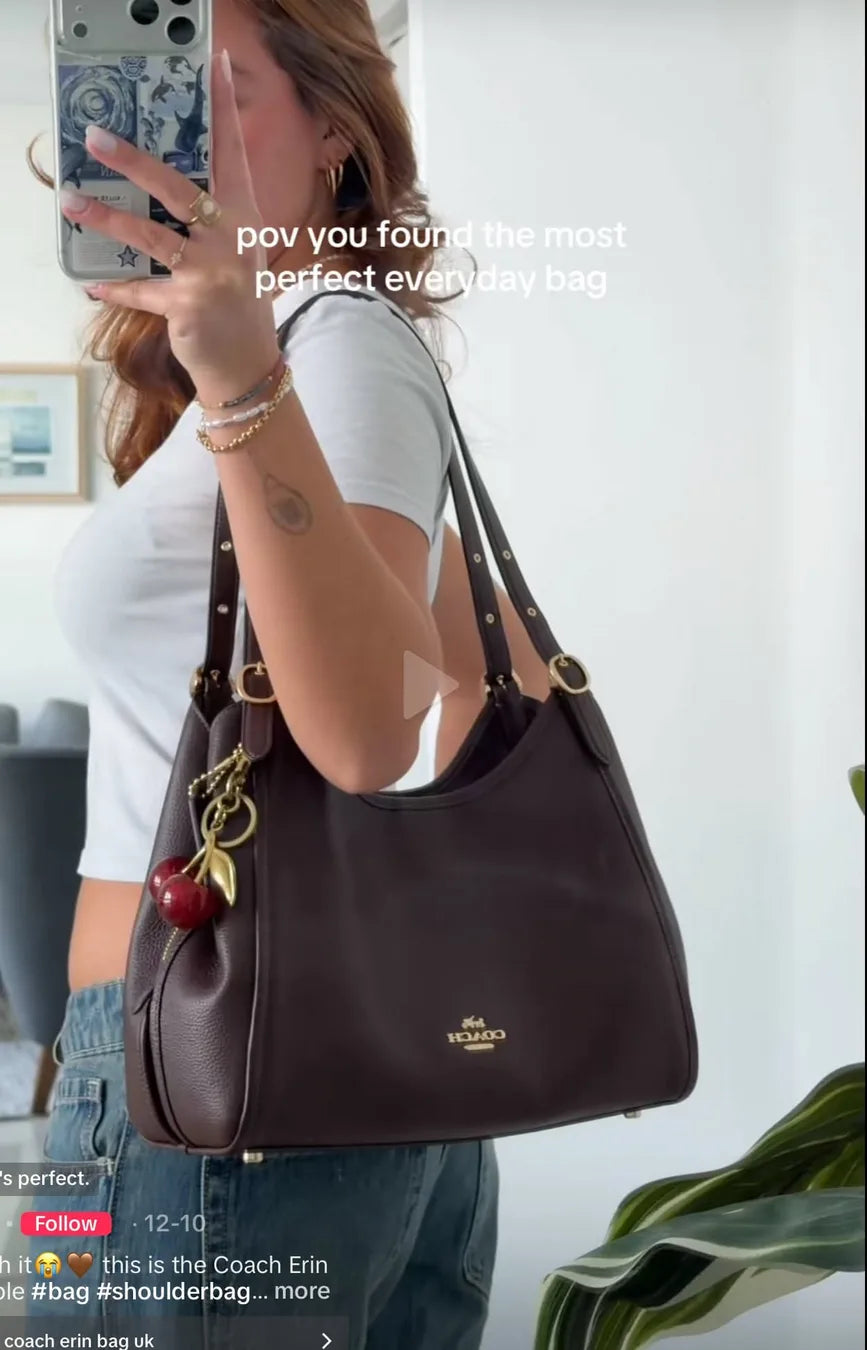 Erin Bag styling reference photo